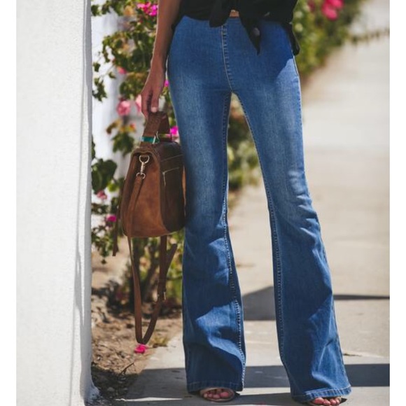Nwot Vici Stevie Bell Bottom Jeans 